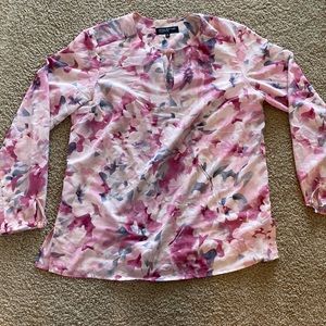 Floral loose fitting business casual top